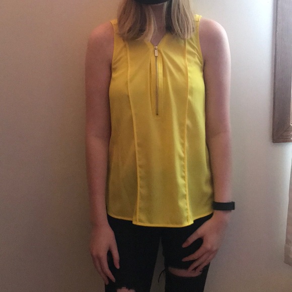 XS Calvin Klein Blouse - Picture 3 of 4